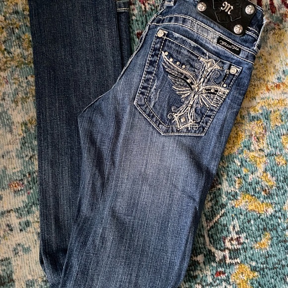 Miss Me Straight Leg Jeans Size 27 - Picture 2 of 3